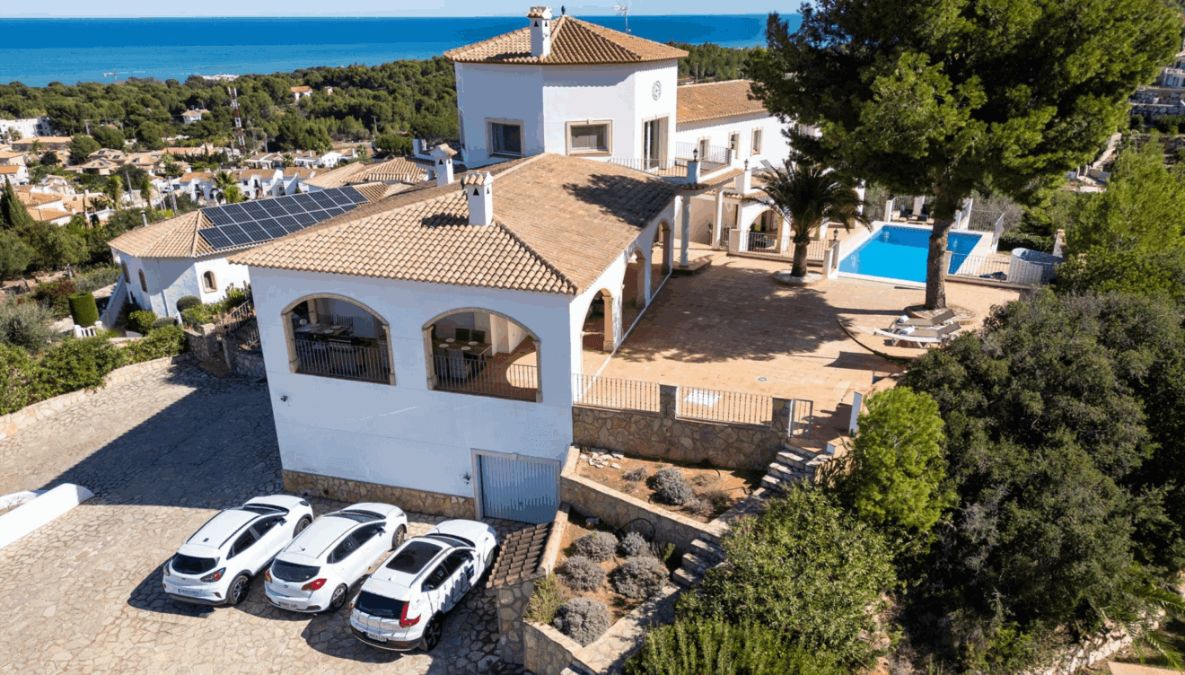 Disfruta de tus vacaciones en una villa como esta