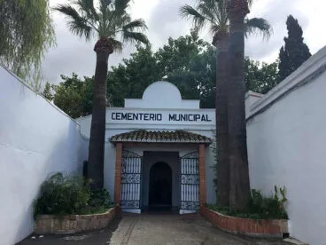 Entrada del Cementerio Municipal