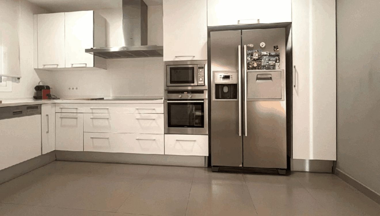 Moderna cocina totalmente equipada