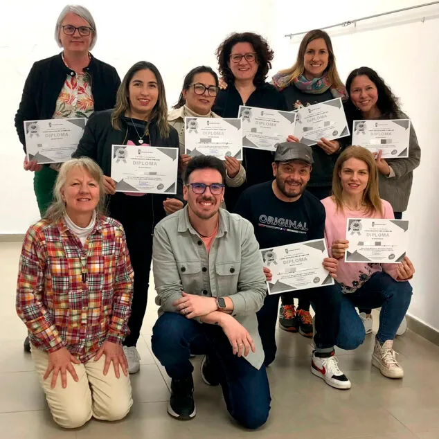 Once madres y padres de Dénia aprenden a afrontar los desafíos de la crianza con la UPCCA 2 Imagen: Participantes de las jornadas de la Unidad de Prevención Comunitaria en Conductas Adictivas en 2024