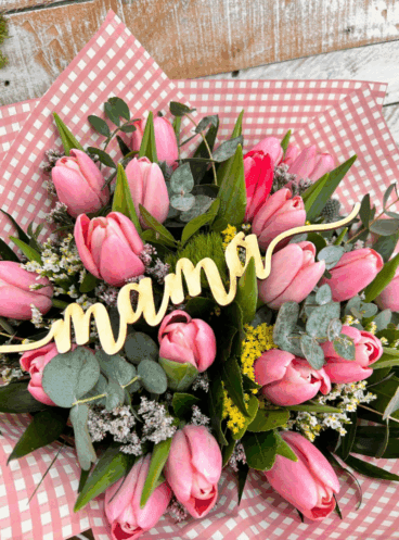 Regala preciosos ramos como este y alegra el día a la persona que te importa