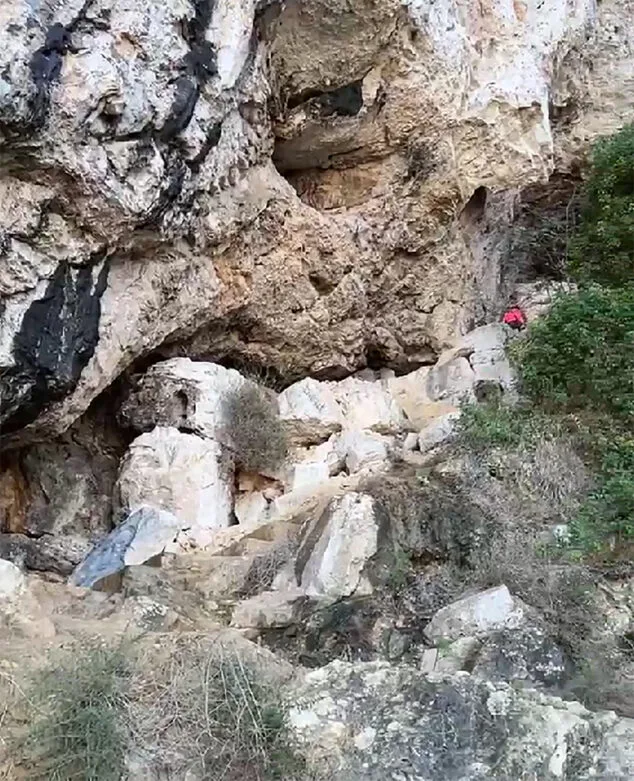 ruta de la cova de laigua