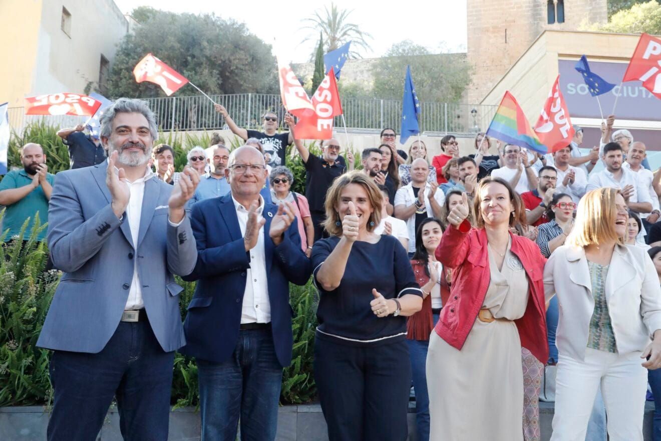 Acto de campaña para las europeas del PSOE en Dénia 64