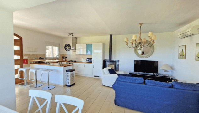 amplitud y modernidad en villa doble diez