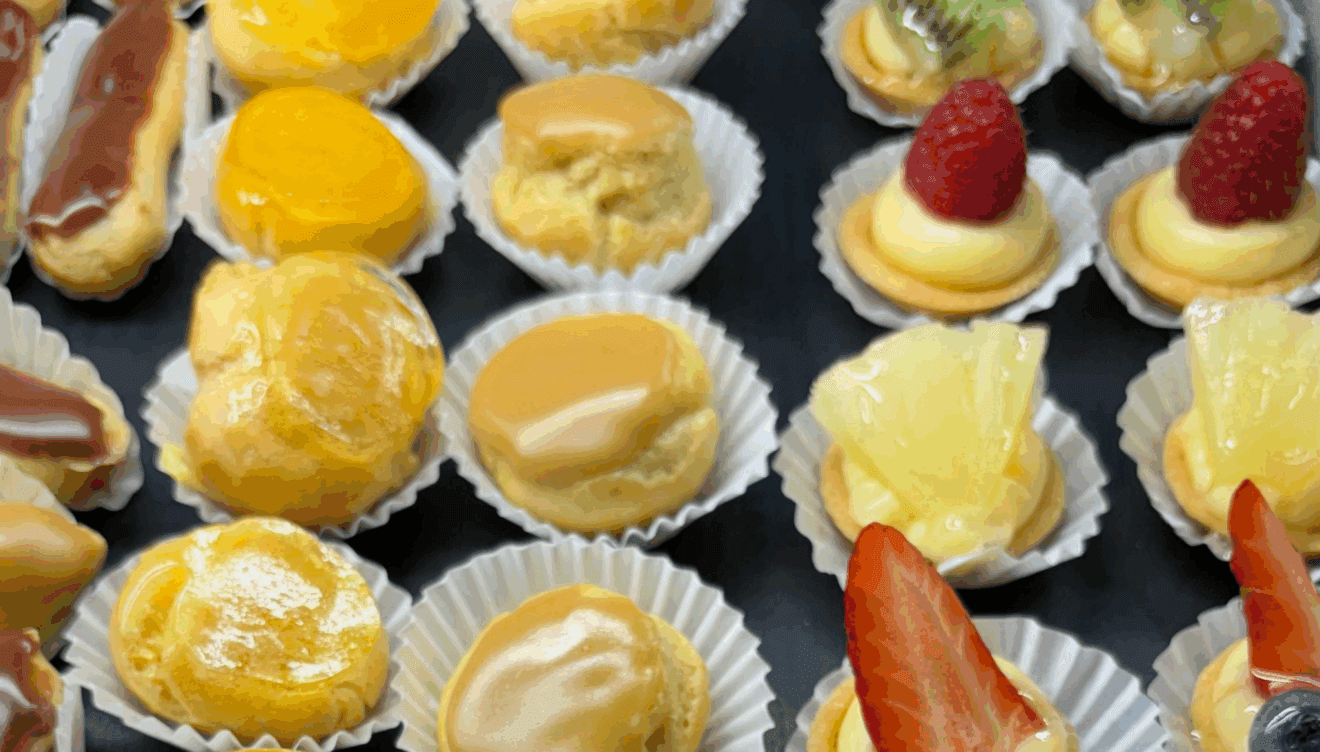 Degusta una selección exquisita de le petit four