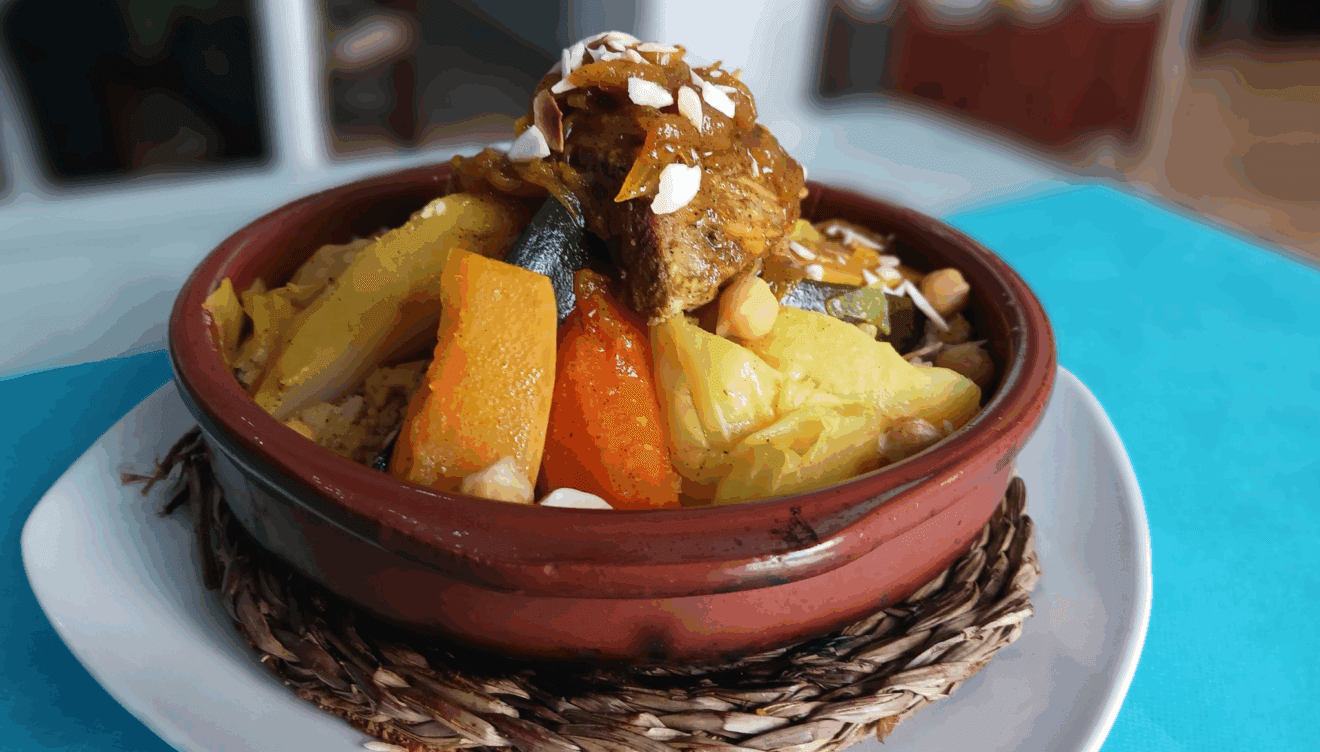 Degusta un cous cous de ternera en este restaurante