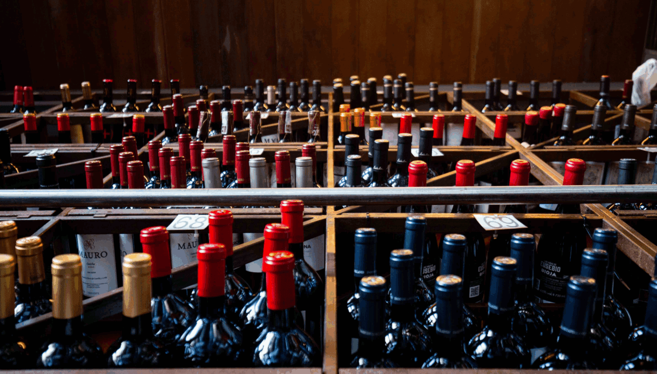 Disfruta de una amplia bodega de vinos