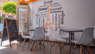 Disfruta de una experiencia completa en esta pastelería