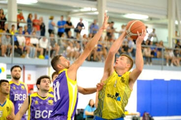 El Dénia Basquet vence en Burjassot