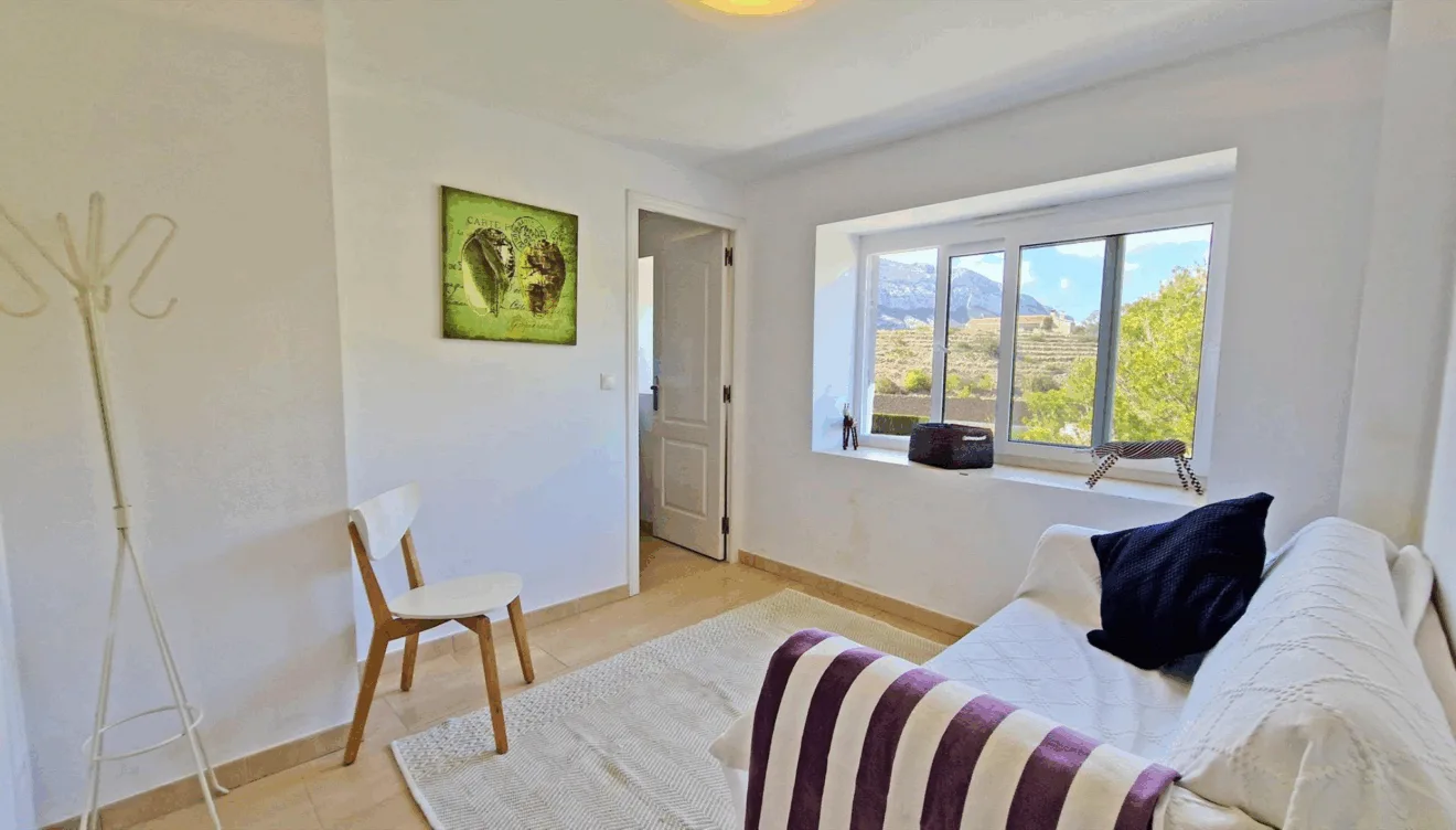 Grandes vistas en esta villa de Dénia