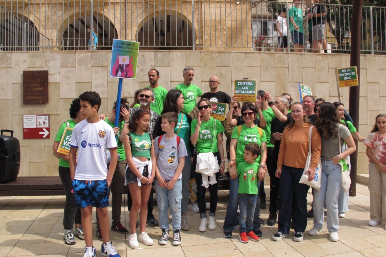 Manifestación educativa en Dénia 30