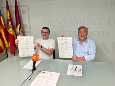 raul garcia de la reina y rafa carrio presentan el any estelles