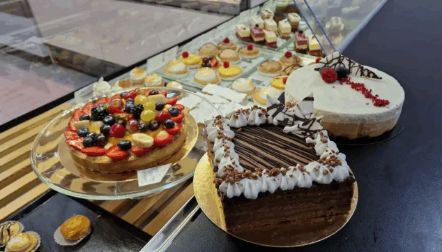 Imagen: Tartas en Dénia, en el local o por encargo en Pastelería La Francesa