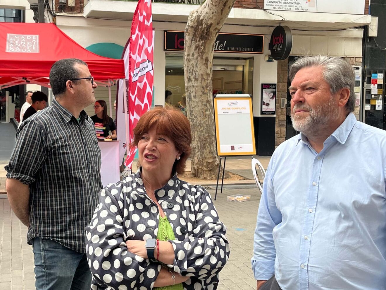 Verònica Cantó, junto a Rafa Carrió y Raúl García de la Reina