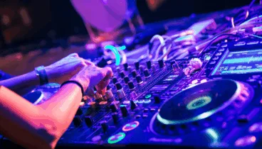 Baile y disfruta al ritmo de la música