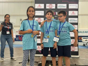 Competición de robótica en Dénia12
