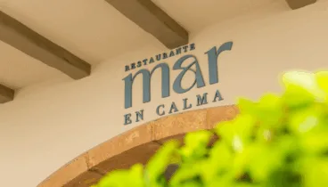 Genießen Sie exquisite Kreationen bei ruhiger See