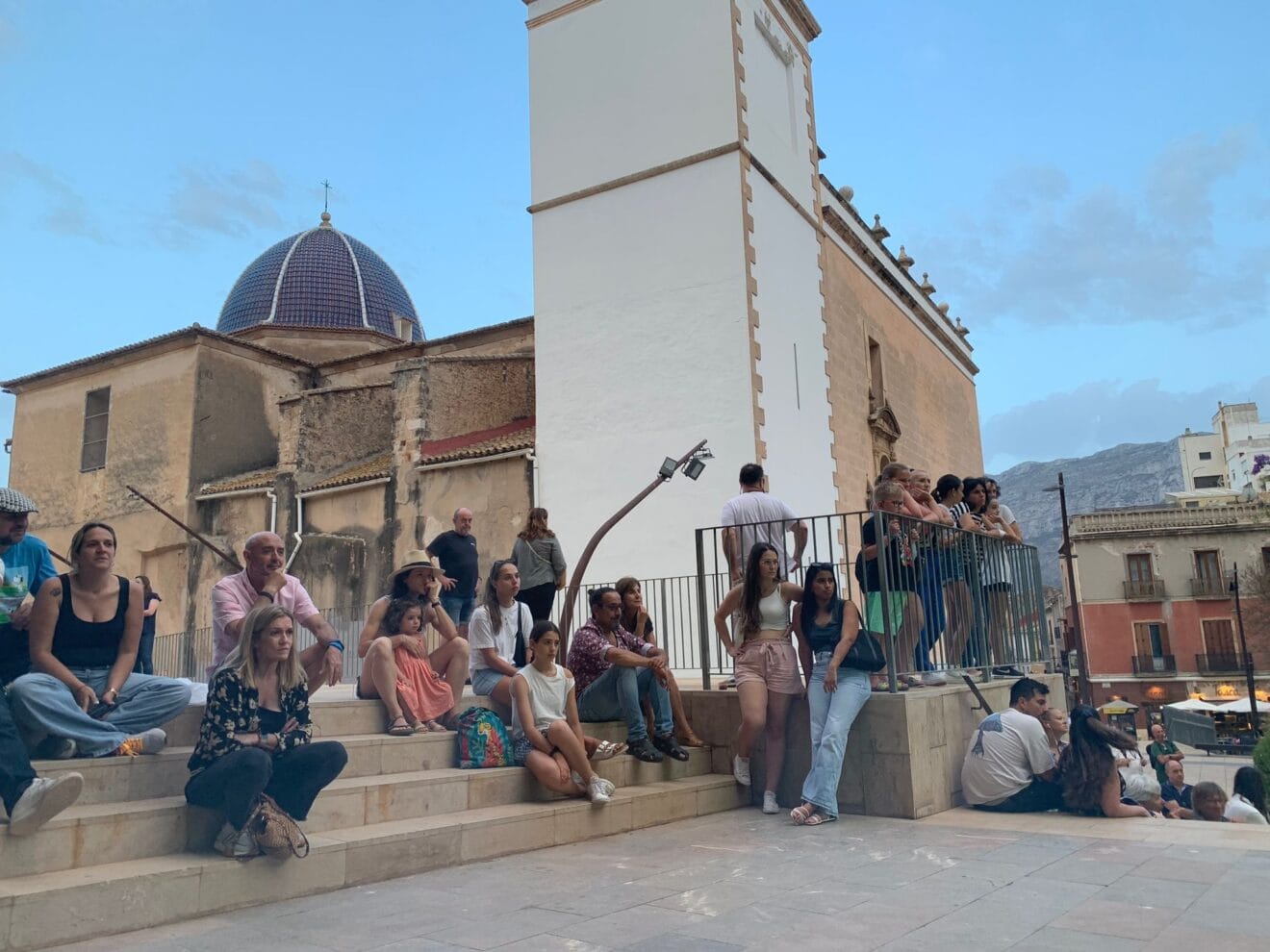 El teatro se adueña de las calles de Dénia 2