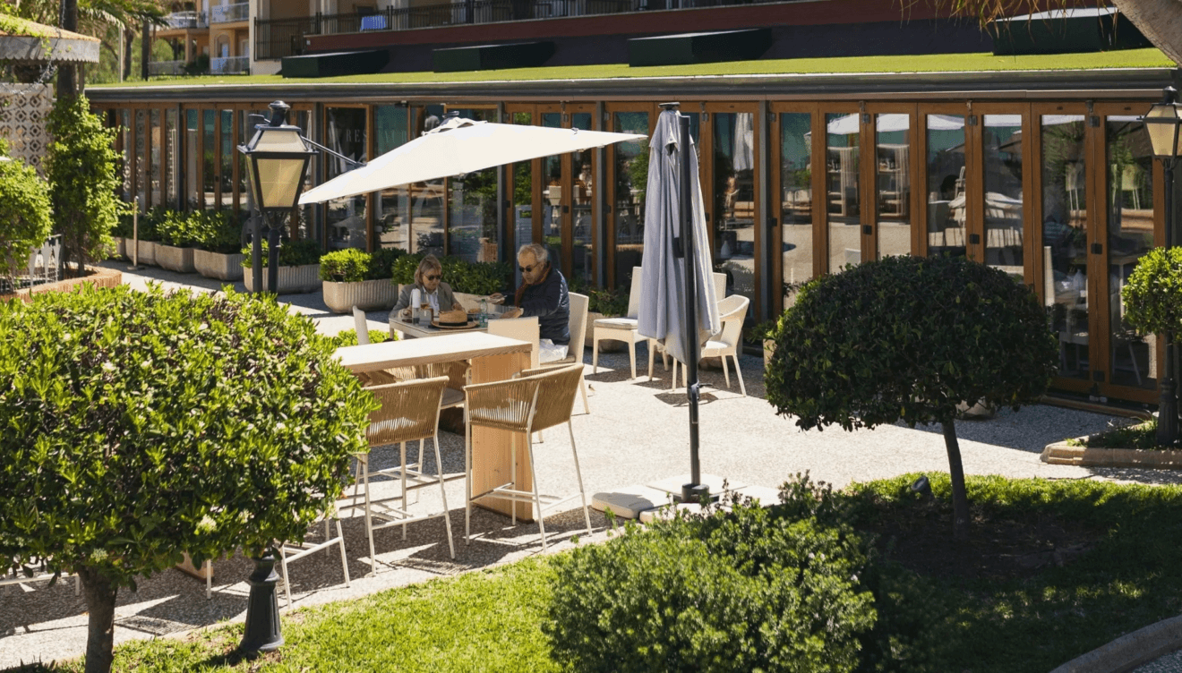 Experiencia gastronómica frente al mar en el Hotel Los Ángeles