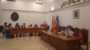 reunion del consejo de infancia y adolescencia en el ayuntamiento de denia