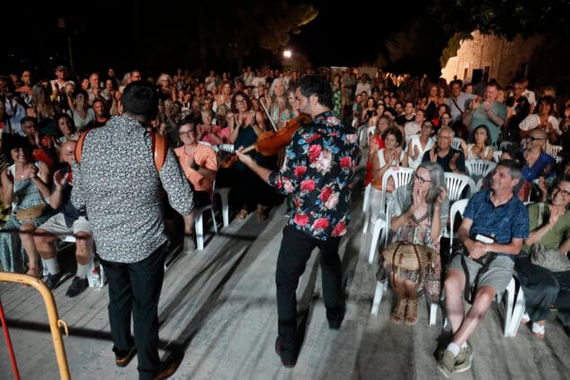 actuacion de feten feten 29