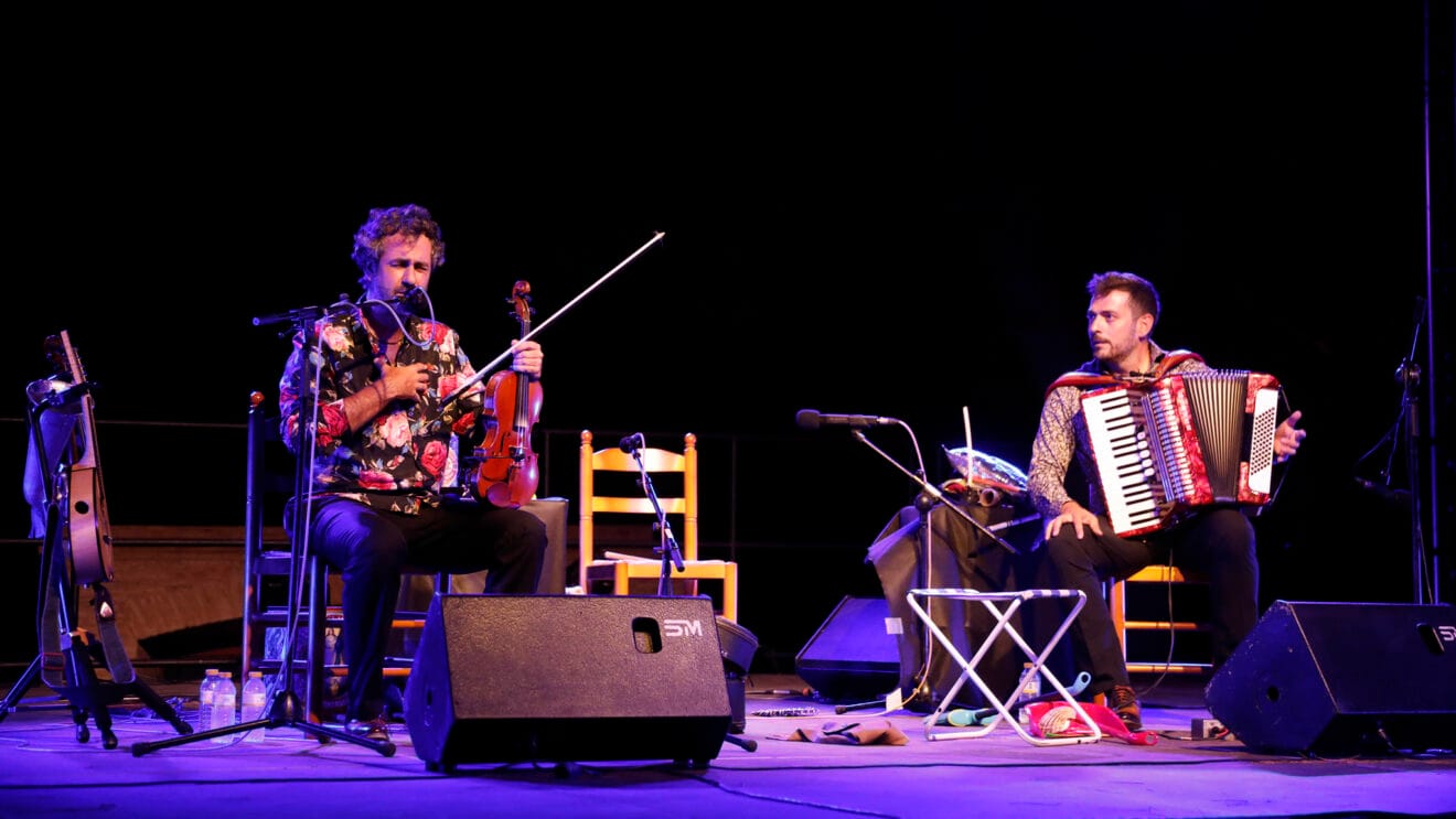 Actuación de Fetén Fetén dest