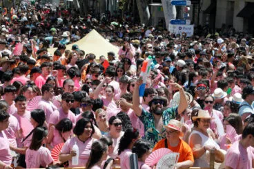 Ambiente en el cohete anunciador de las Fiestas de Dénia 2024 16