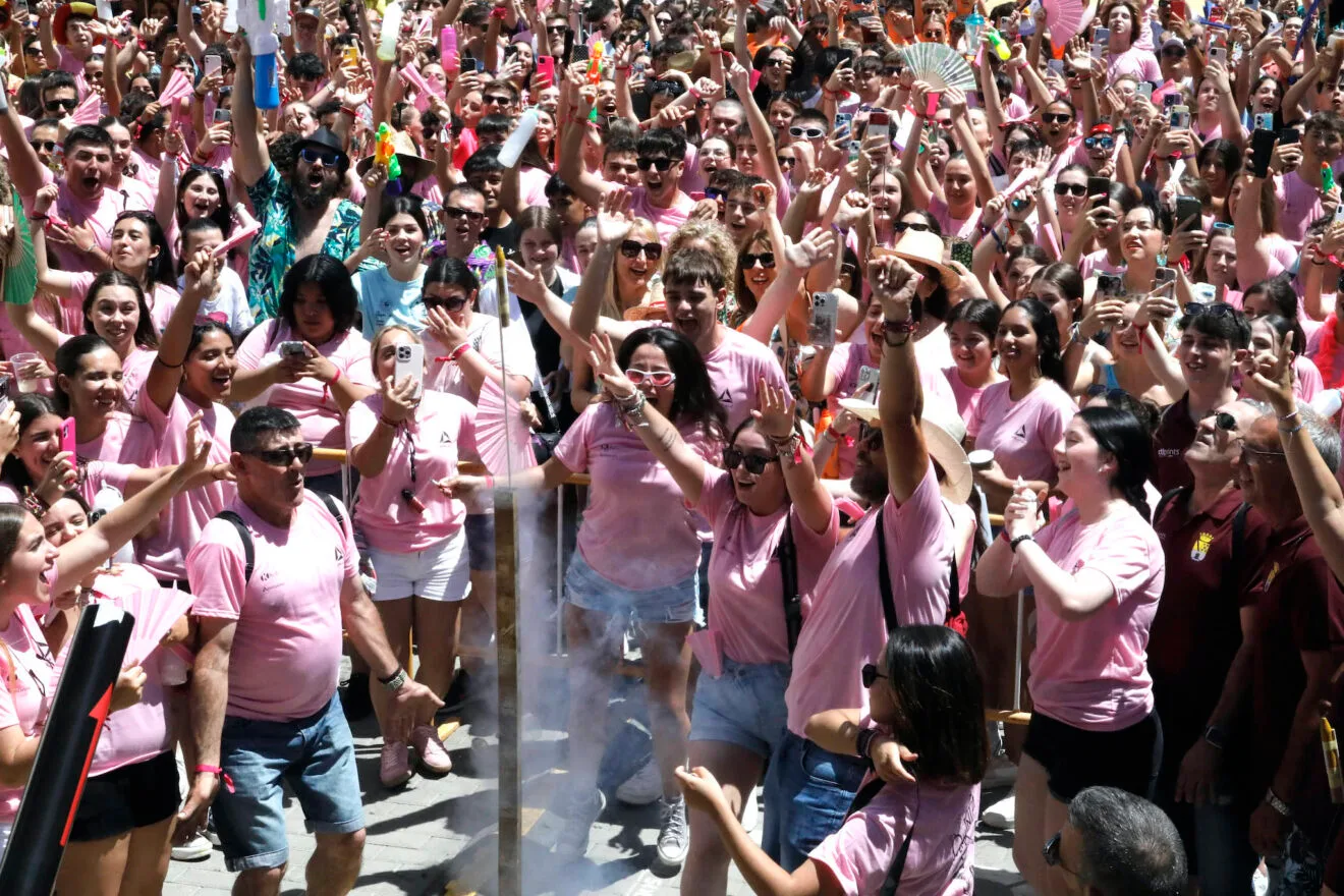 Lanzamiento del cohete anunciador de las Fiestas de Dénia