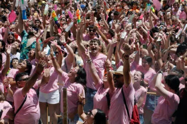 Ambiente en el cohete anunciador de las Fiestas de Dénia 2024 30