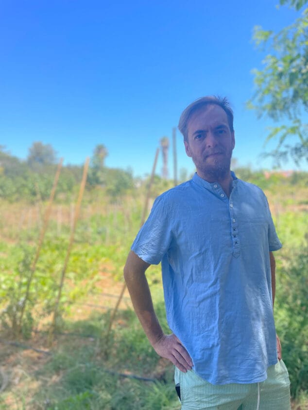 Imagen: Antonio Hedilla en su campo