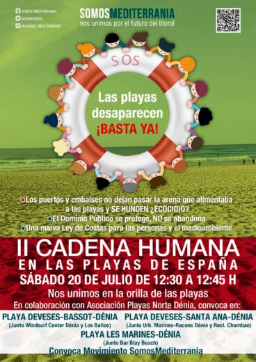 Cadena humana convocada por la Asociación en Defensa de las Playas Norte de Dénia, en colaboración con SOMOSMEDITERRANEA