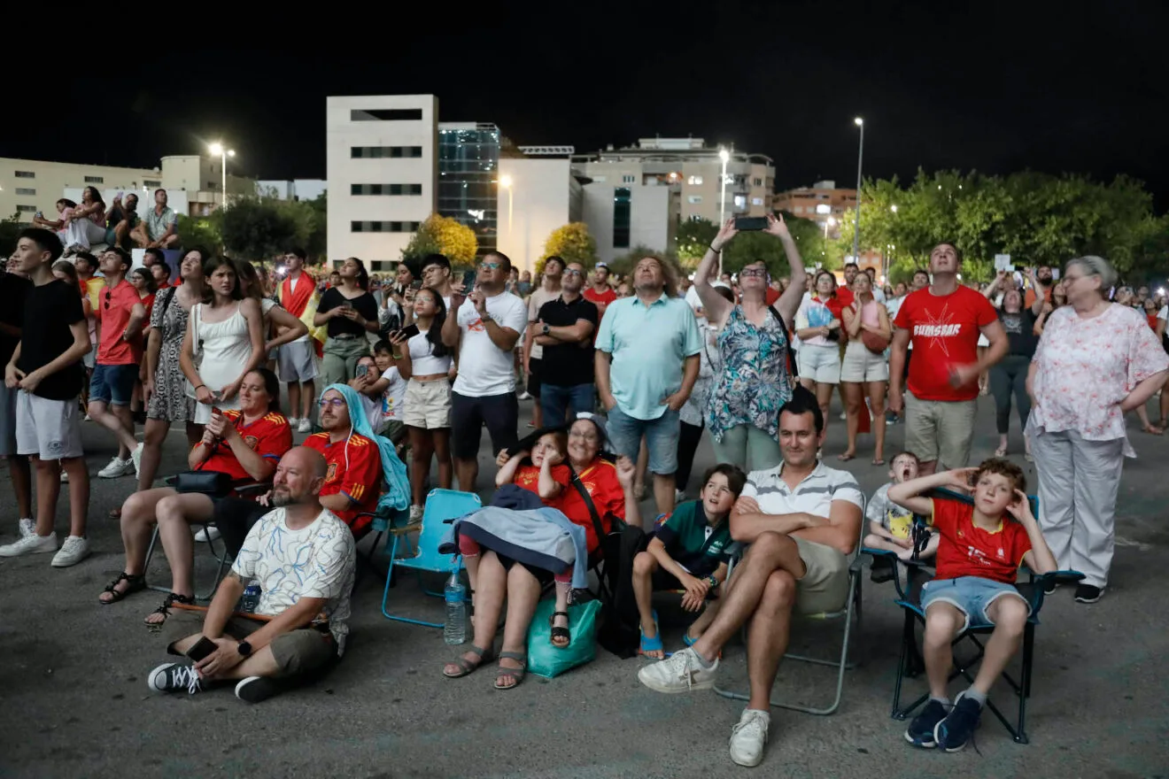 Castillo de fin de fiestas y celebración de la Eurocopa en Dénia 9