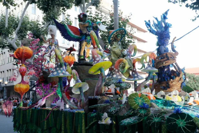 desfile de carrozas de denia 2024 10 1
