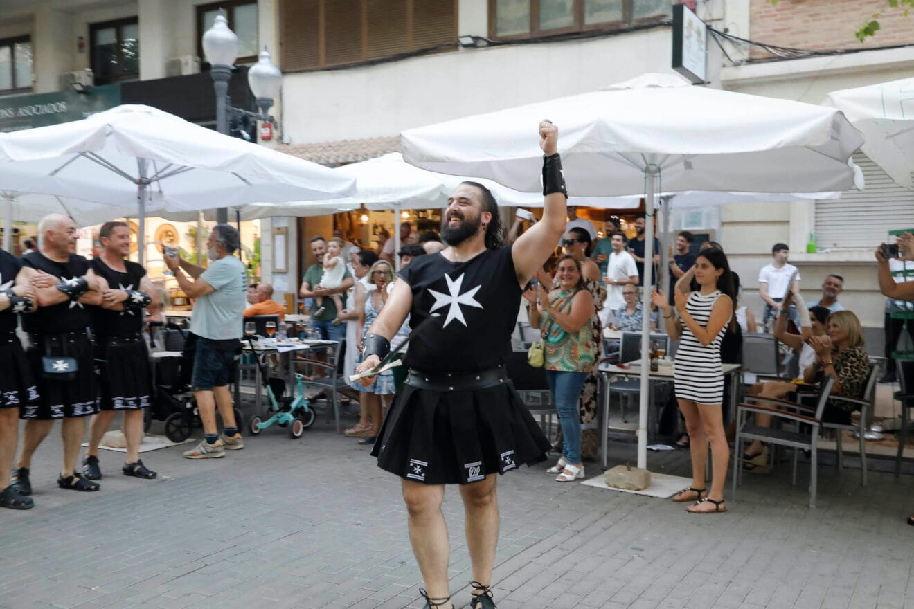 Desfile de Moros y Cristianos en las Fiestas de Dénia 2024 25