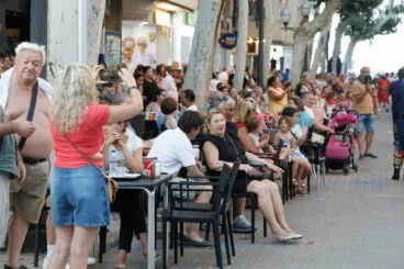 Desfile de Moros y Cristianos en las Fiestas de Dénia 2024 32