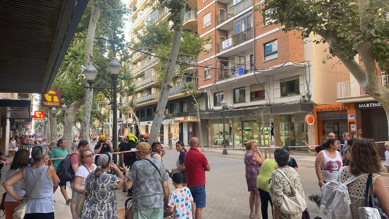Edificio en peligro de colapso dest