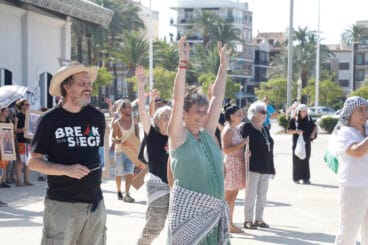 El Handala llega al puerto de Dénia 02