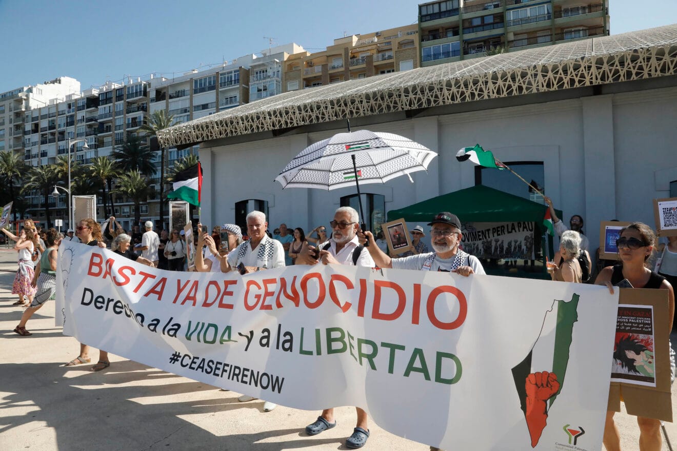 El Handala llega al puerto de Dénia 08
