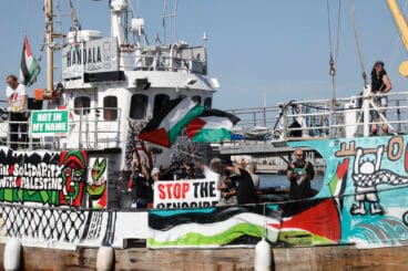 El Handala llega al puerto de Dénia 13