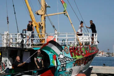 El Handala llega al puerto de Dénia 18