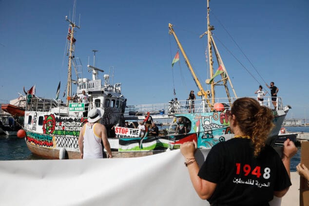 el handala llega al puerto de denia 20