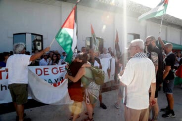 El Handala llega al puerto de Dénia 33