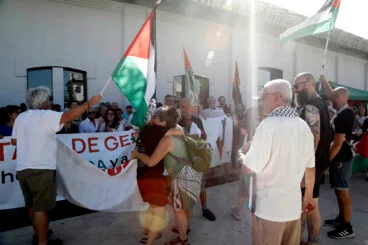 El Handala llega al puerto de Dénia 33