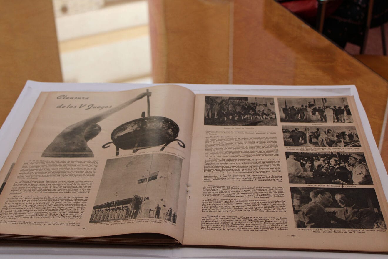 Recepción del documento de los juegos Centroamericanos 06