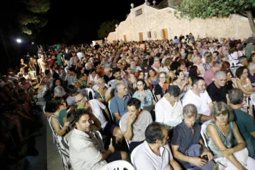 Rodrigo Cuevas en Música al Castell 03