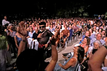 Rodrigo Cuevas en Música al Castell 15