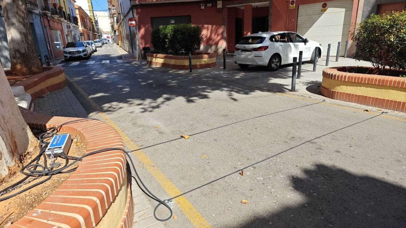 Sistema de medición de tráfico en una carretera de Dénia