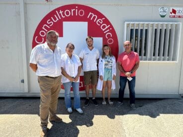 visita del vicealcalde rafa carrio al consultorio de les marines