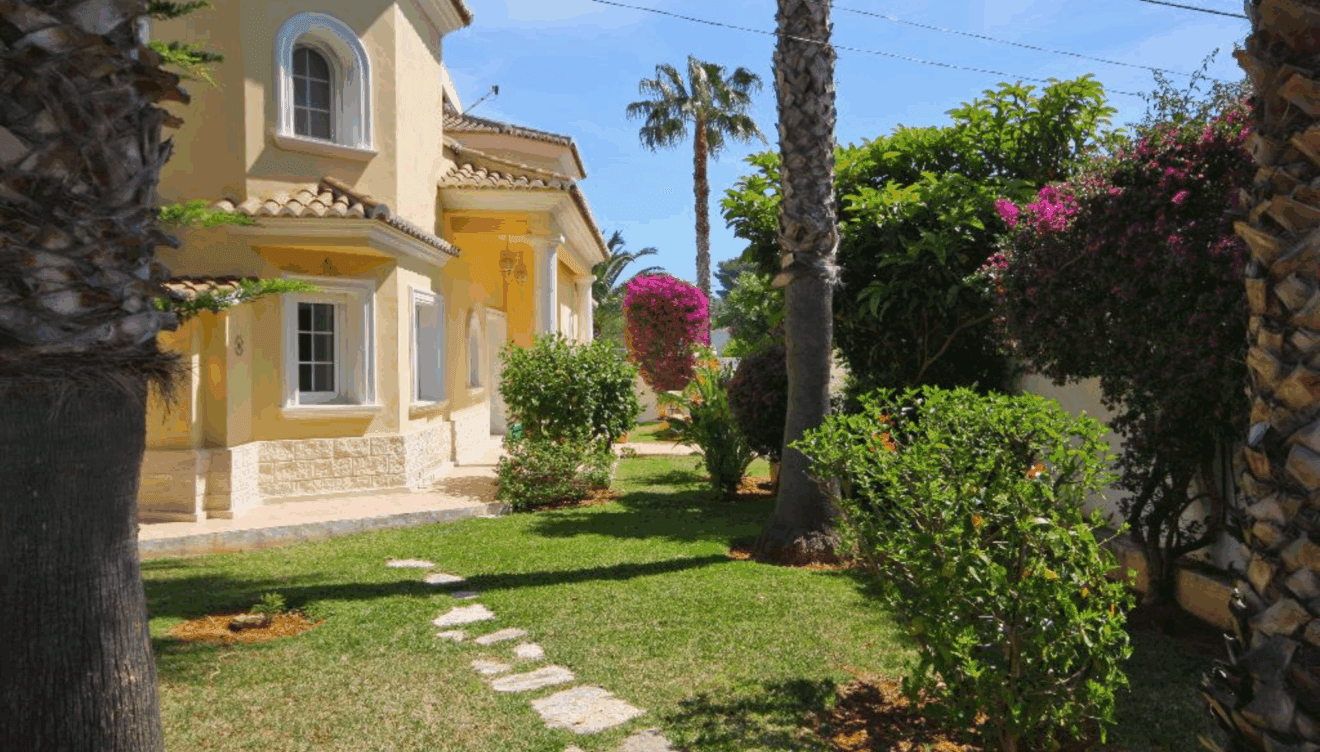Vive unas vacaciones inolvidables en Dénia en esta villa