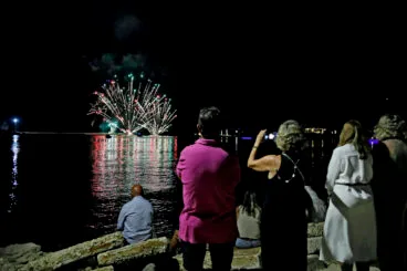 castillo de fuegos artificiales de moros y cristianos de denia 9